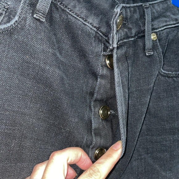 Good American Black Distressed Cut Off Jean Shorts - Picture 6 of 7